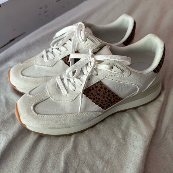 Steve Madden Shoes - Steve Madden White and Brown Sneakers